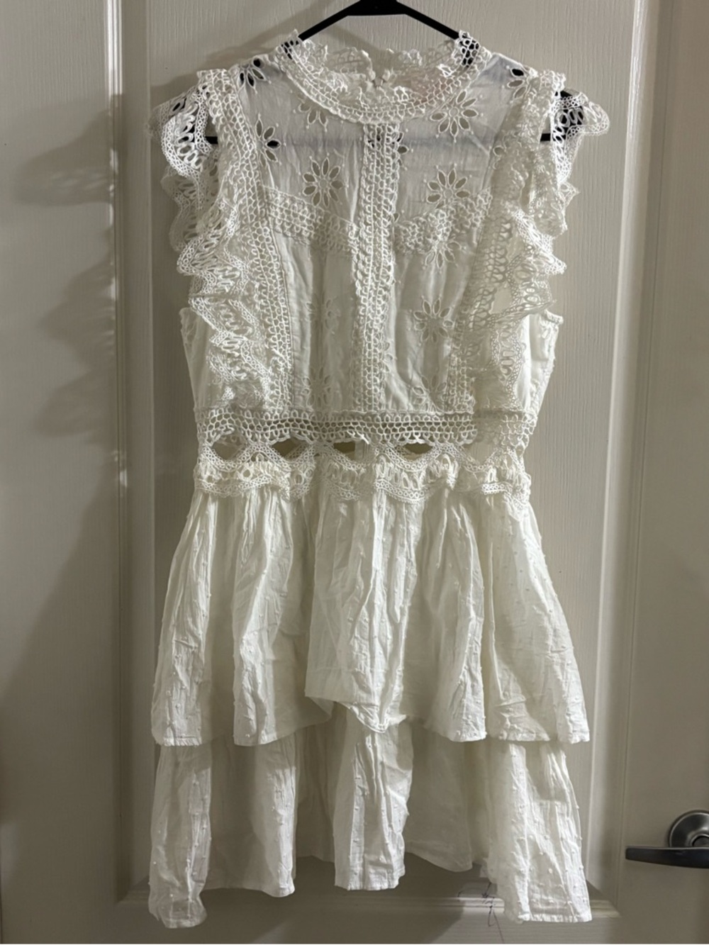 entro White Eyelet Lace Tiered Summer Dress